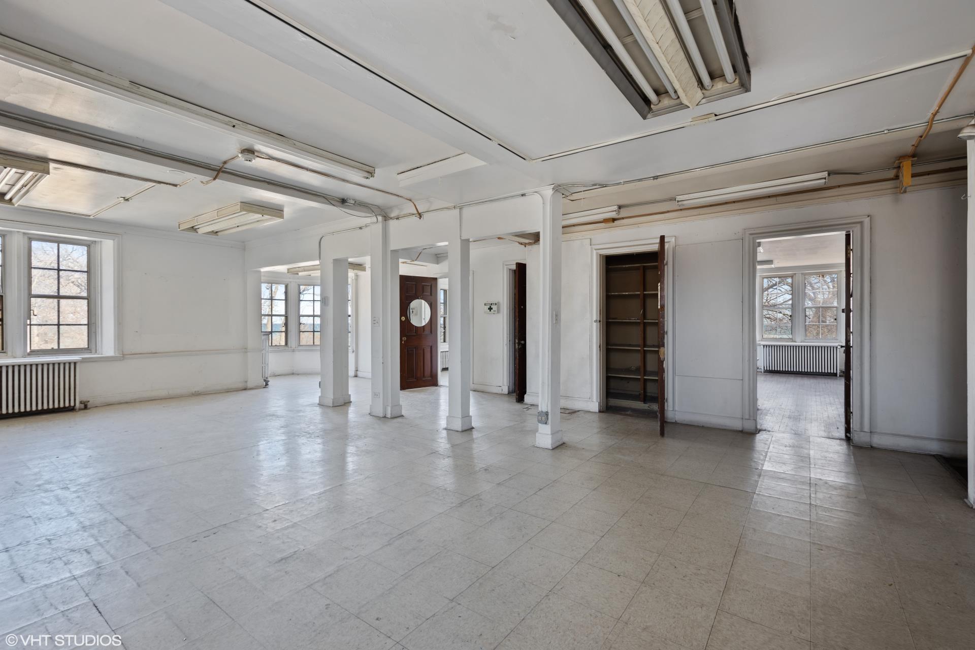Interior of Harley Clarke Mansion